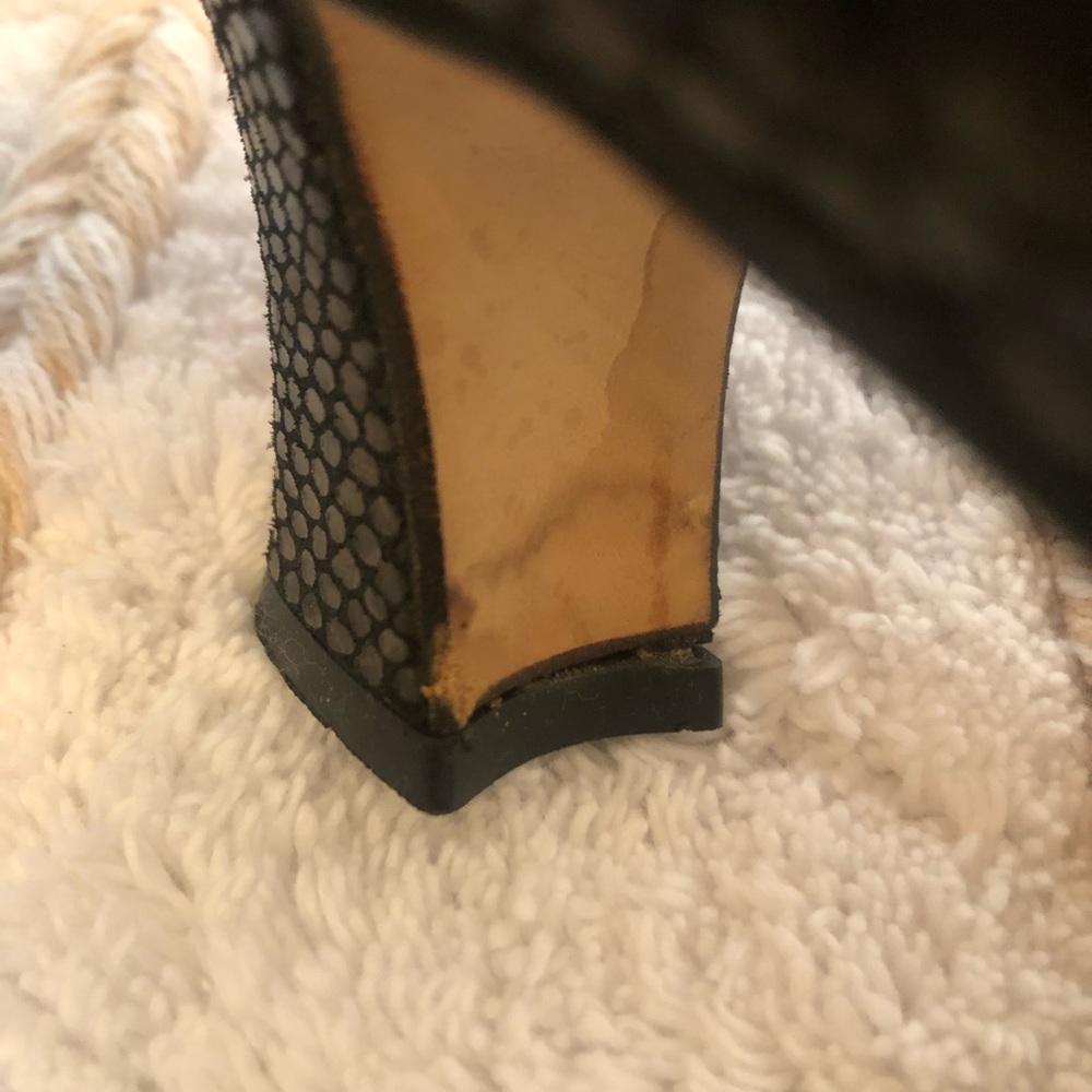 🎉 HOST PICK 🎉 ROBERTO CAPUCCI heels - Picture 11 of 11